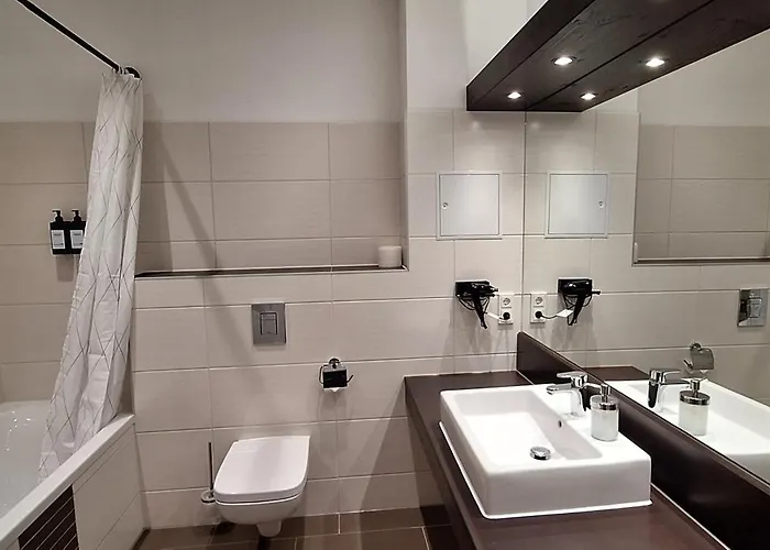 Modernes Einraumzimmer Mit Eigenem Bad, Balkonnutzung, Zentrumsnah - In 10 Minuten Mit Dem Rad Oder Dem Oepnv Zur Arena Und In Leipzigs Innenstadt * Leipzig