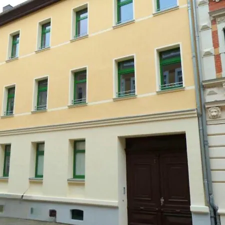 Homestay Modernes Einraumzimmer Mit Eigenem Bad, Balkonnutzung, Zentrumsnah - In 10 Minuten Mit Dem Rad Oder Dem Oepnv Zur Arena Und In Leipzigs Innenstadt Leipzig