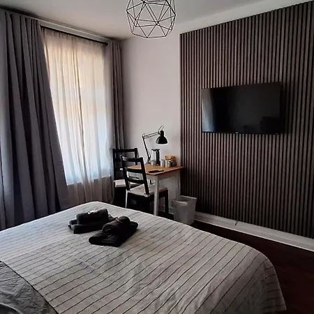 Habitación en casa particular Modernes Einraumzimmer Mit Eigenem Bad, Balkonnutzung, Zentrumsnah - In 10 Minuten Mit Dem Rad Oder Dem Oepnv Zur Arena Und In Leipzigs Innenstadt *